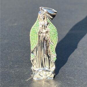 925 Sterling Silver Virgen Mary Pendant Green CZ Stones María Guadalupe